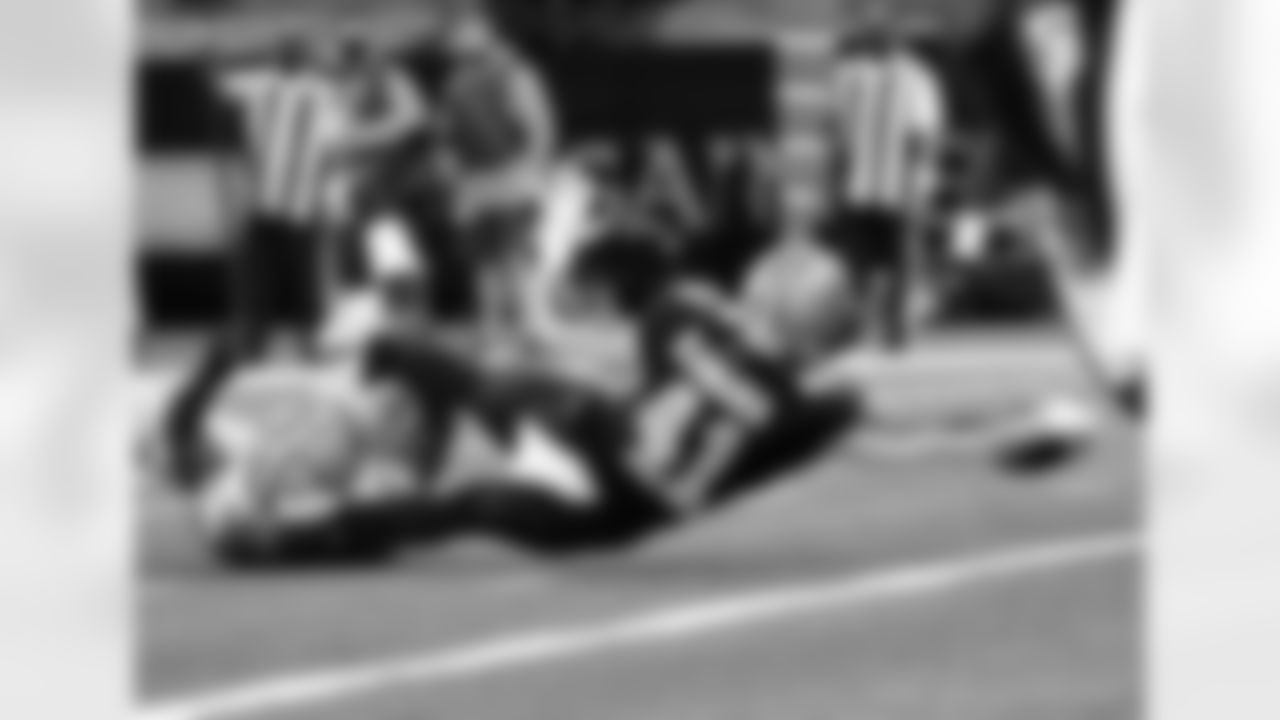 Check out the best moments from New Orleans Saints running back Alvin Kamara in the first three weeks of the 2020 NFL football season.
