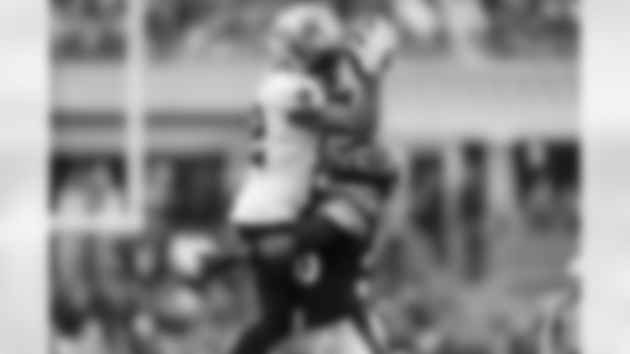 Check out photos of New Orleans Saints wide receiver Chris Olave in action throughout the 2022 season.
