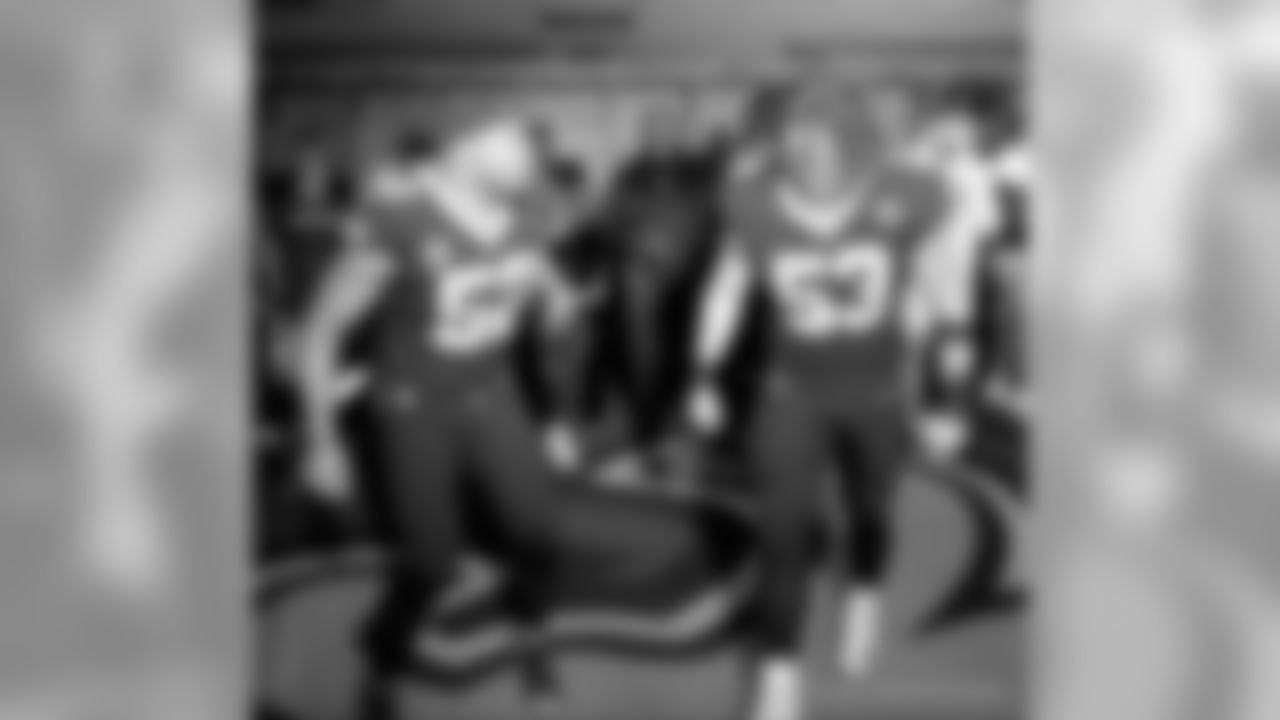 Saints 20 - Eagles 14 (W)
Divisional Game
Michael C. Hebert