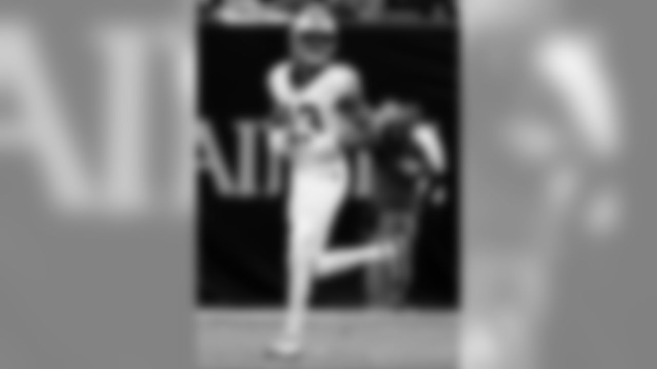 The New Orleans Saints and Minnesota Vikings battle it out in the Wild Card matchup at the Mercedes-Benz Superdome.