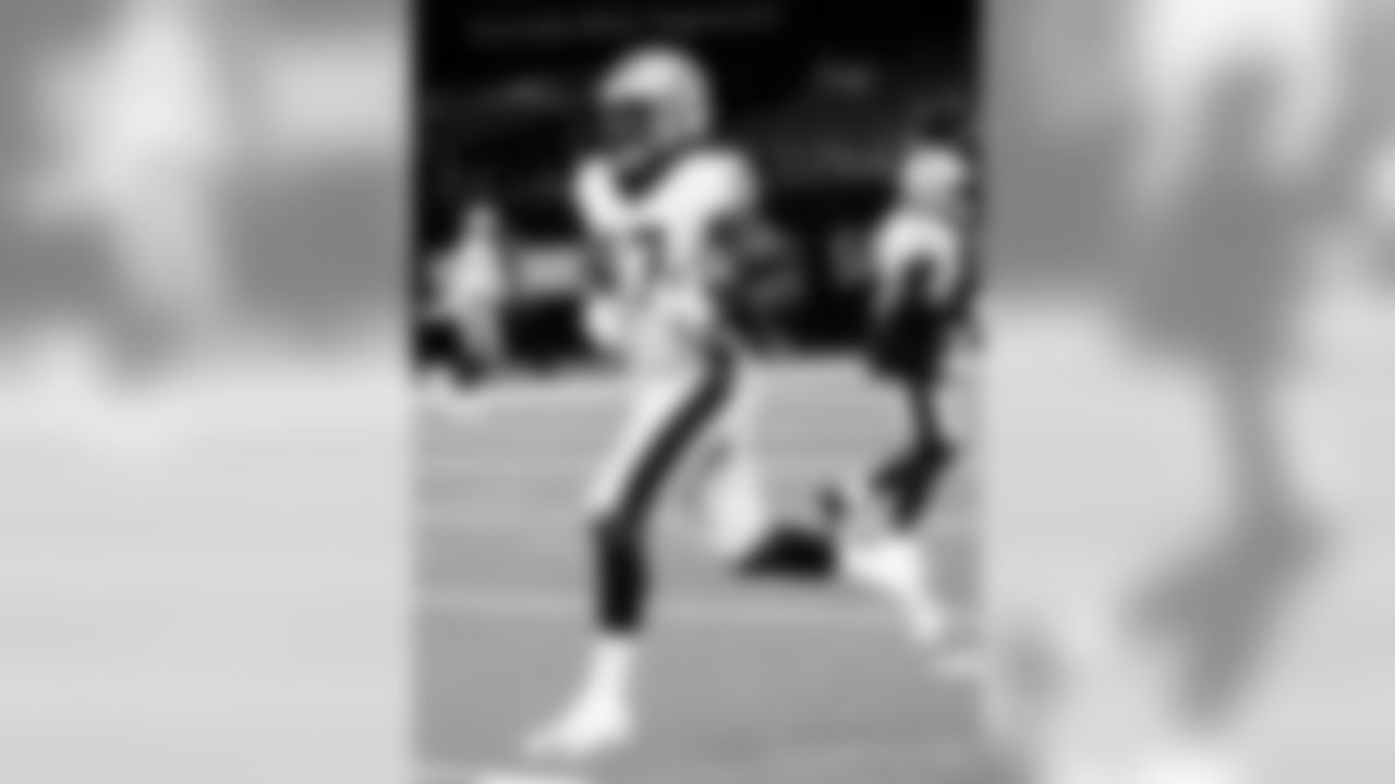2019 Saints Pre Season
Vikings 35 Saints 24 (L)
2019 New Orleans Saints
All Images Copyright Michael C. Hebert