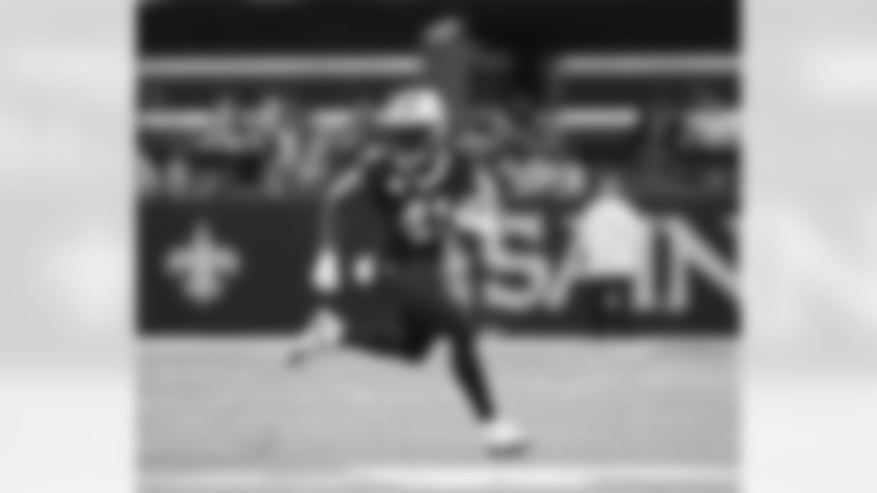 New Orleans Saints running back Alvin Kamara in action during their 2022 Week 5 game against the Seattle Seahawks.