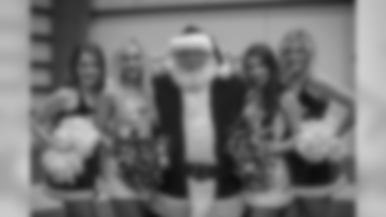 Gallery_Faces_Saintsations_Bekah010419_13
