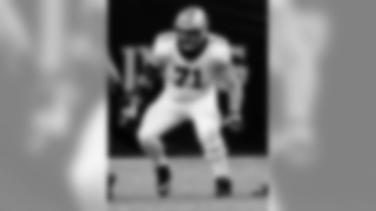 The New Orleans Saints and Minnesota Vikings battle it out in the Wild Card matchup at the Mercedes-Benz Superdome.
