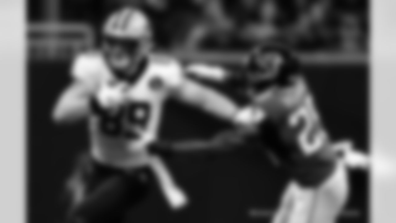 Revisit the NFC South rivalry with a look at some of the best photos of the New Orleans Saints vs. Atlanta Falcons matchups through the years.