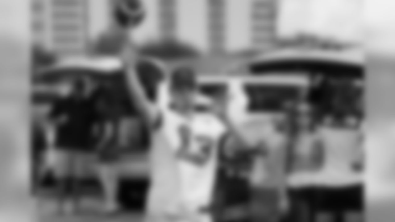 Check out Saints fans cheering on the team during Week 5 against the Tampa Bay Buccaneers.