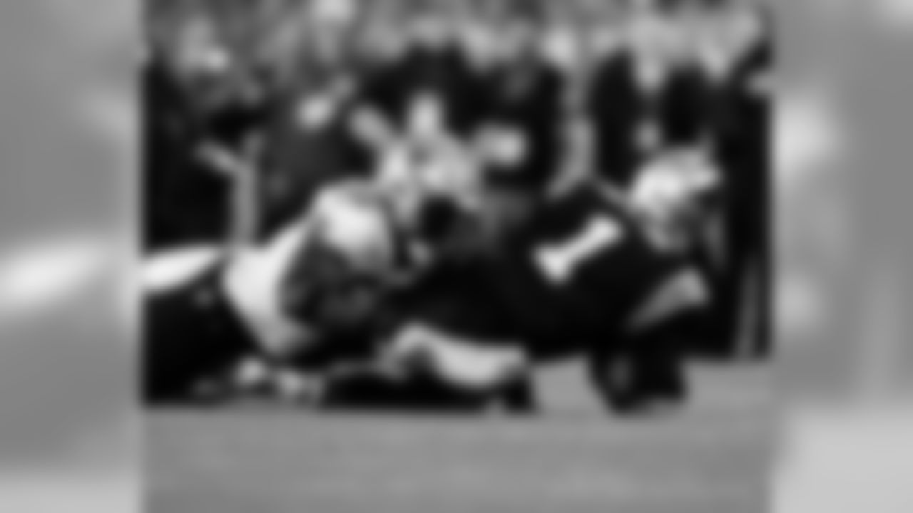 Saints 12 - Carolina 9 (W)
New Orleans Saints 2018 Season
Michael C. Hebert