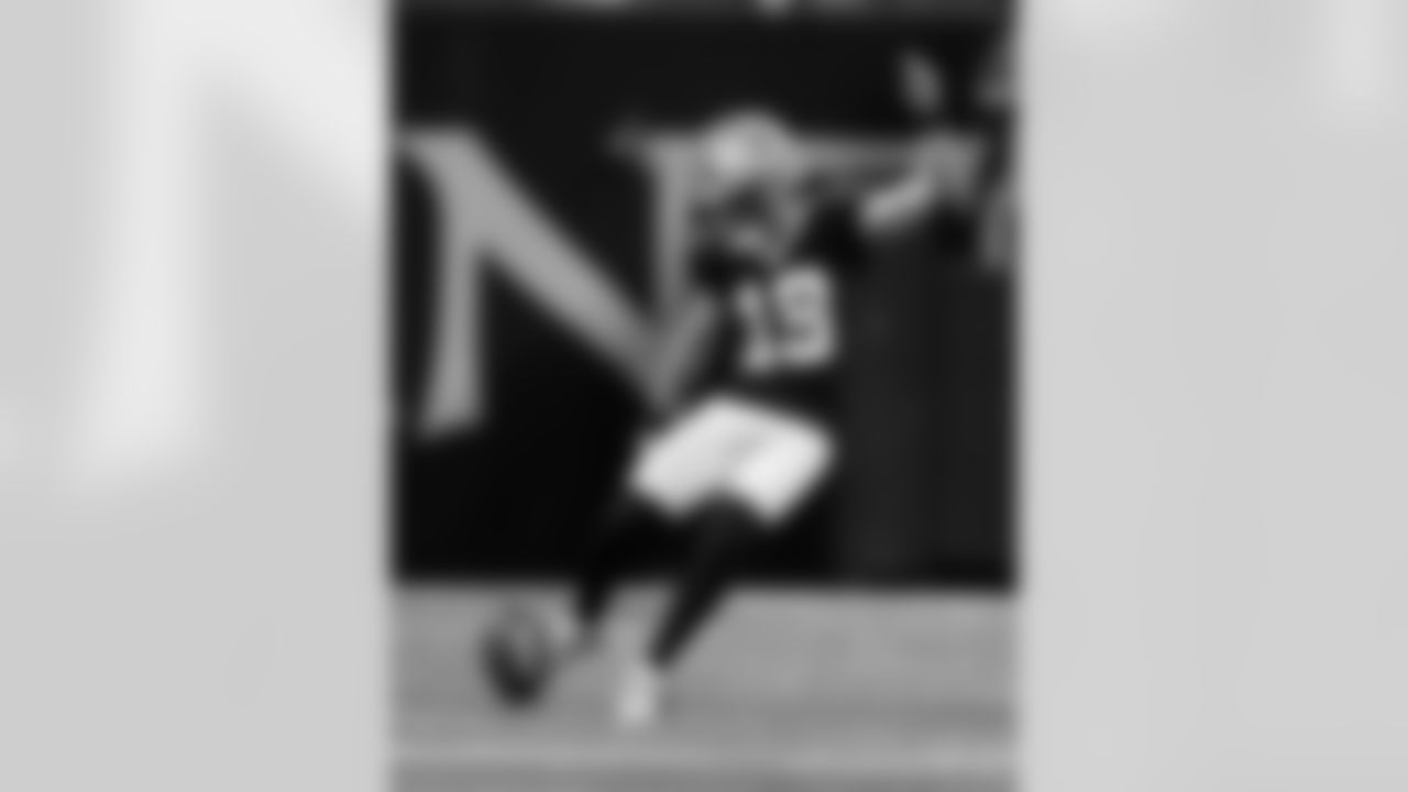 Check out the game action shots from the New Orleans Saints game against the Tampa Bay Buccaneers in Week 4 of the 2023 NFL season including kicker Blake Grupe (19).
