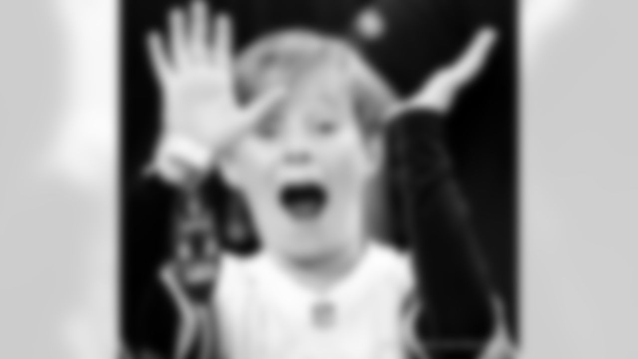 Gallery-NOSLAR-WK9-110418-0112
