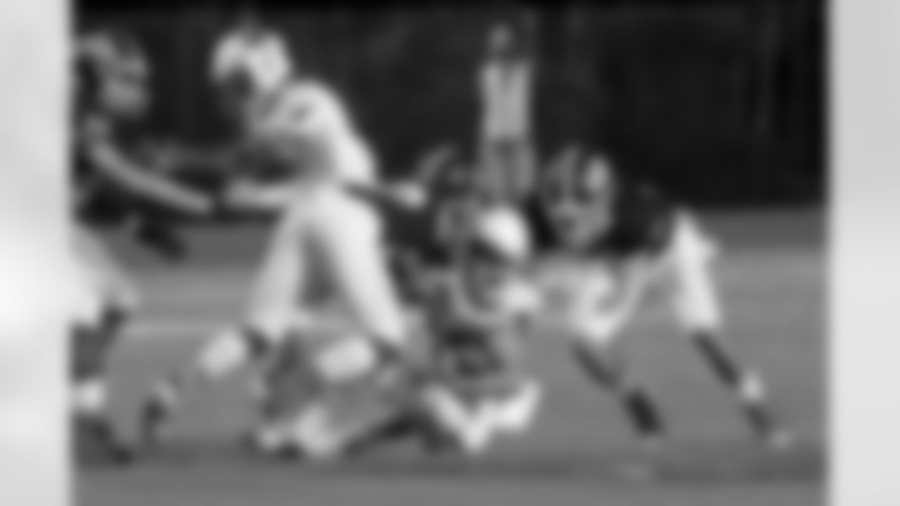 Our Sanderson Farms Mississippi High School Game of the Month featured a battle between St. Martin High School (Ocean Springs) and Biloxi High School on Friday, October 16, 2020. Behind three rushing touchdowns from senior running back K.K. Kendrick, the Biloxi Indians defeated the St. Martin Yellow Jackets 27-3.