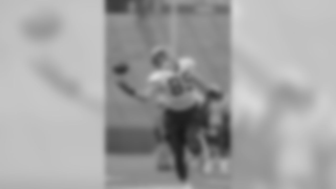 Gallery-training-camp-Tulane-2560x1440778