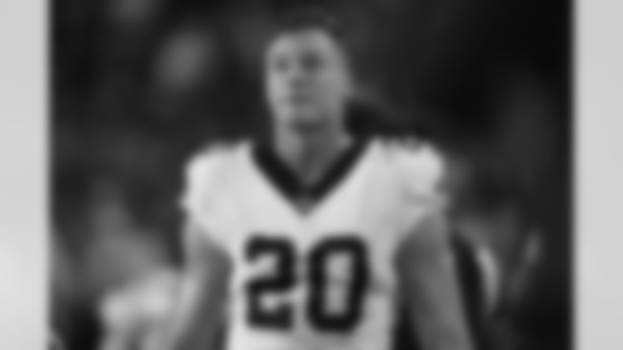 Check out photos of New Orleans Saints linebacker Pete Werner in action throughout the 2022 season.