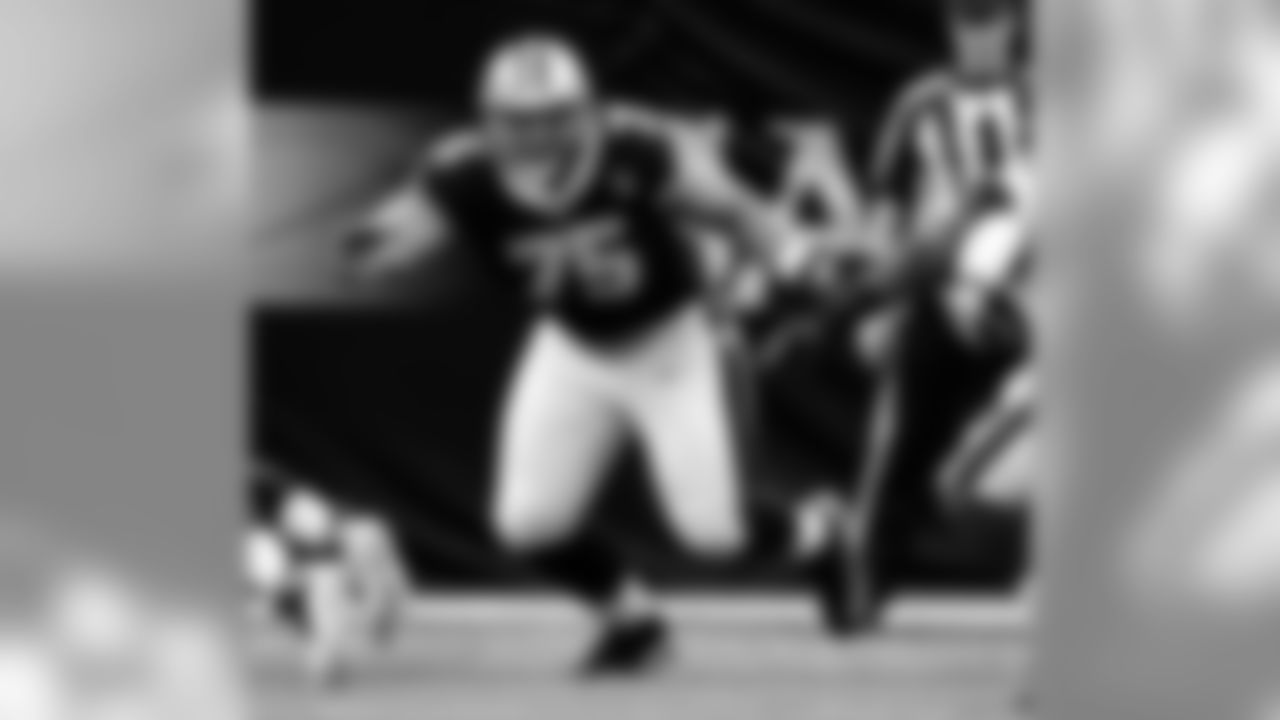 August 18-30-2018
Pre Season Game - 2P
New Orleans 20 - Los Angeles 0 (W)
Saints 3-1 in 2018 Pre Season
New Orleans Saints 2018 Season
Michael C. Hebert