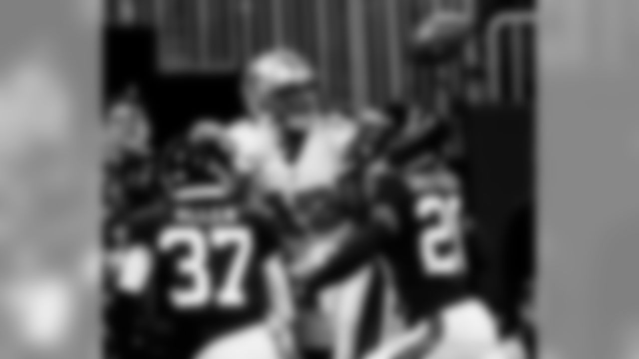 Game action photos from Thursday Night Football on Thanksgiving night 2019 as the New Orleans Saints defeated the Atlanta Falcons in week 13 at Mercedes-Benz Stadium.