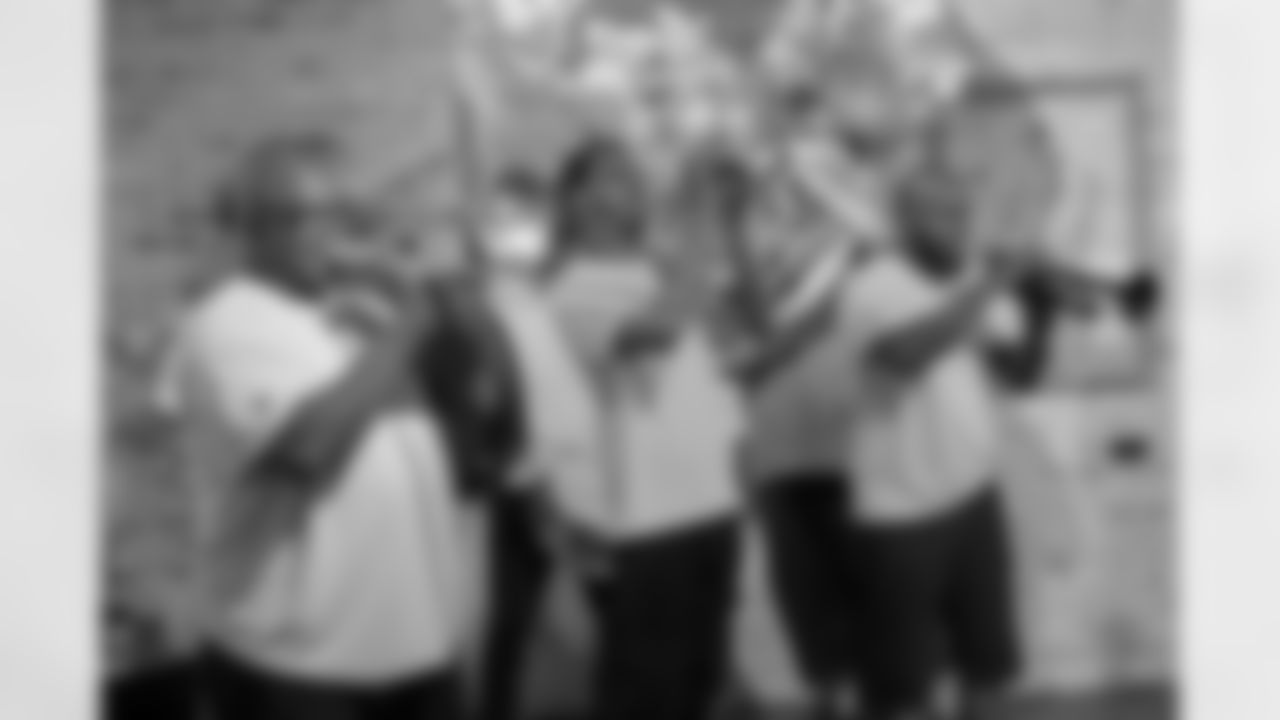 The New Orleans Saints kicked off the 2022 NFL Flag Summit with a happy hour welcome event at Club XLIV and entertainment by the Free Agents Brass Band on Wednesday, June 20.