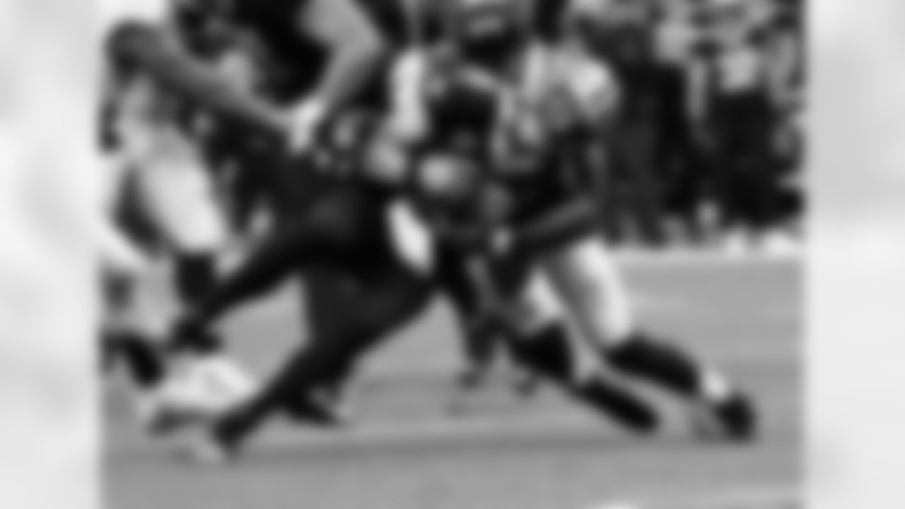 Game action photos from the New Orleans Saints playing host to the Tampa Bay Buccaneers in Week 1 of the 2020 NFL season.