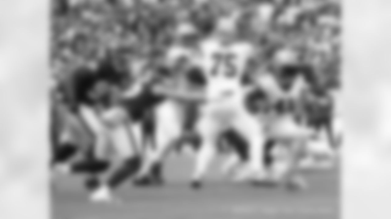 The New Orleans Saints take on the Washington Football Team in Week 5 of the 2021 NFL season on October 10, 2021.
