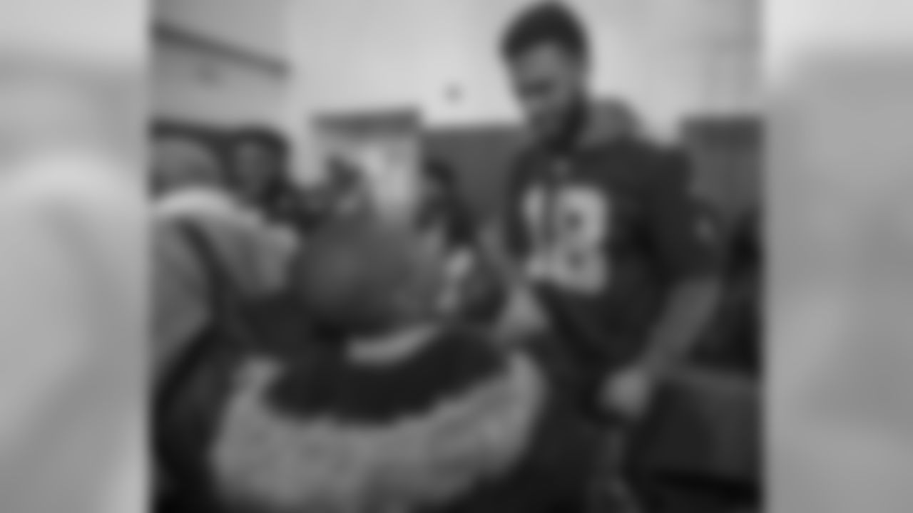 2560-1440-Gallery-saints-YMCA_Turkey-0233
