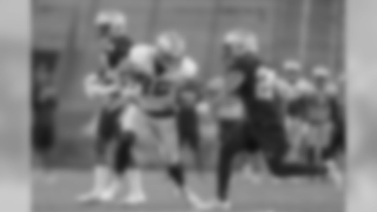 Gallery-training-camp-Tulane-2560x14401364
