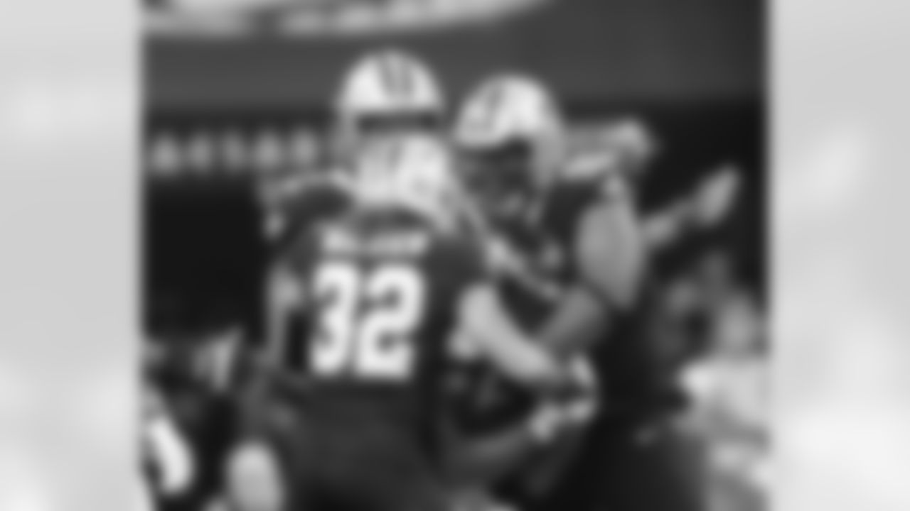 New Orleans Saints defensive linemen Marcus Davenport and David Onyemata and safety Tyrann Mathieu in action during their 2022 Week 5 game against the Seattle Seahawks.