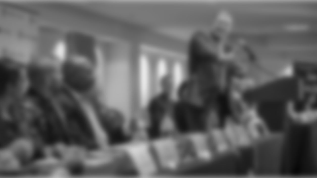 gallery-saints_hof-2560-1440-091418-01179
