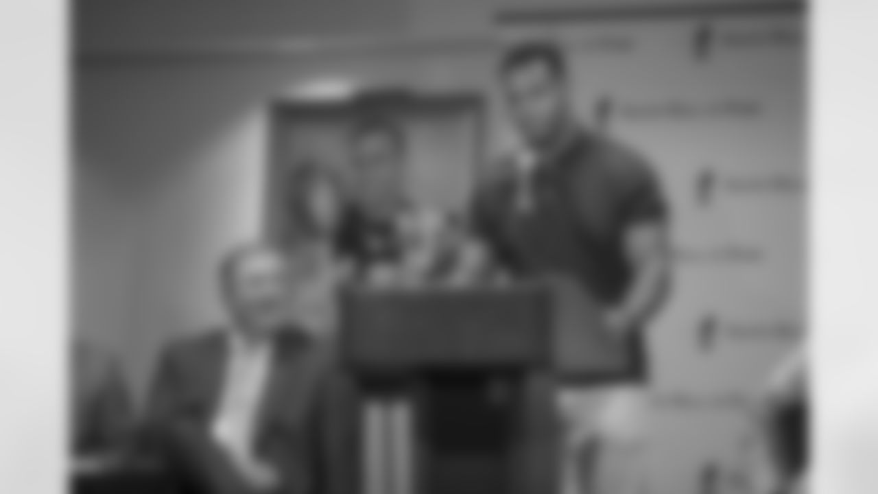 gallery-saints_hof-2560-1440-091418-02267