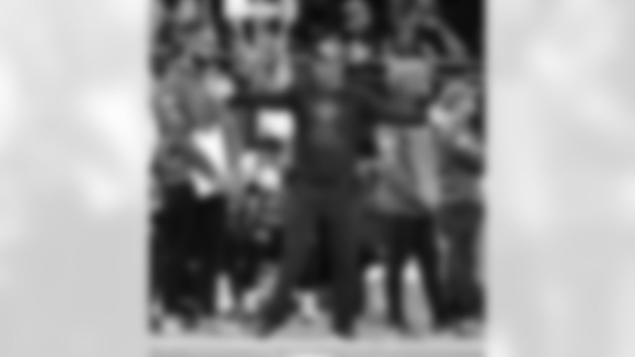 Gallery-NOSLAR-WK9-110418-0234