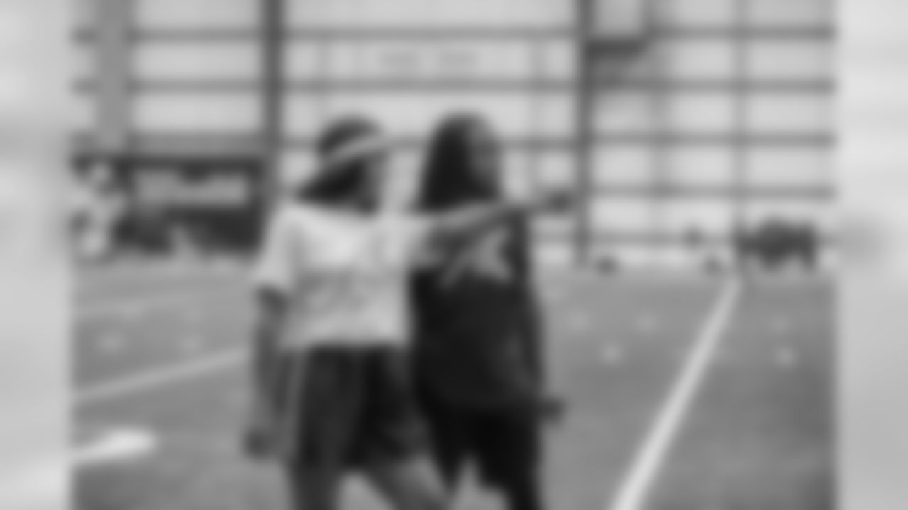 Gallery-AlvinKamara-Camp-060119_031