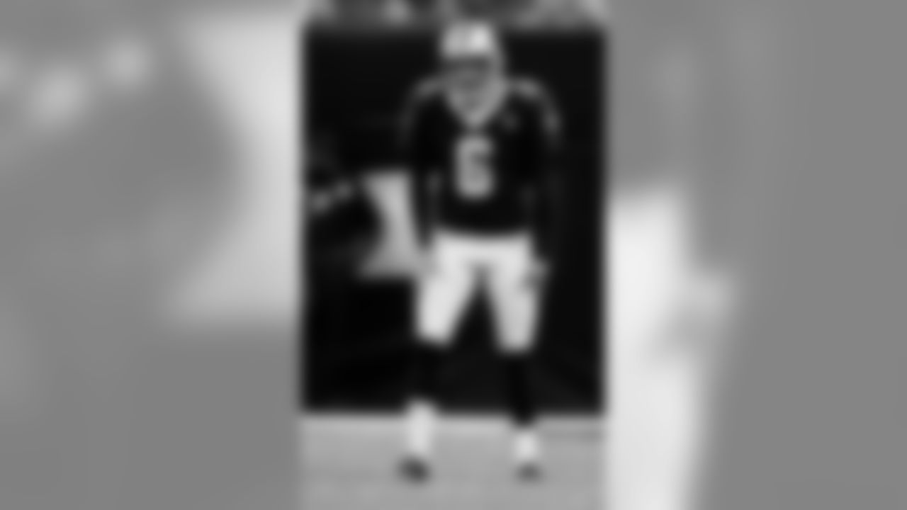 August 18-30-2018
Pre Season Game - 2P
New Orleans 20 - Los Angeles 0 (W)
Saints 3-1 in 2018 Pre Season
New Orleans Saints 2018 Season
Michael C. Hebert