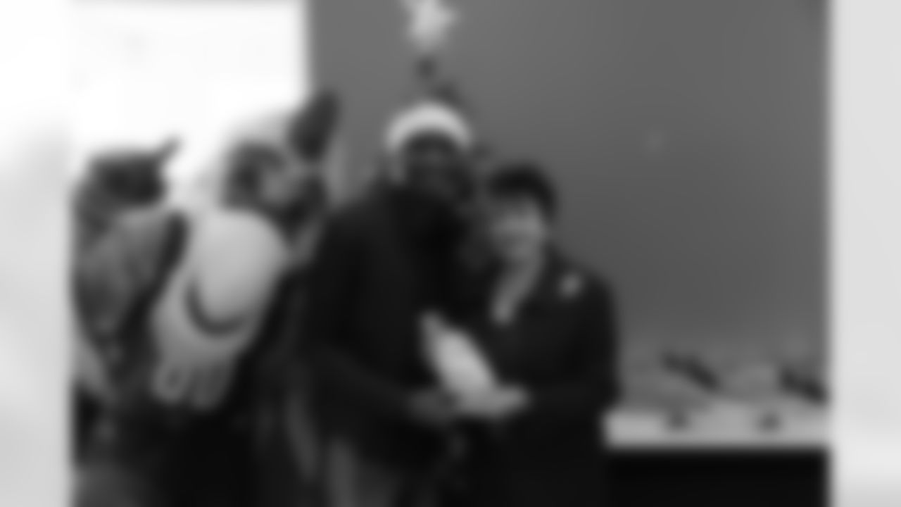 New Orleans Saints owner and Pelicans governor Gayle Benson attended the holiday party of the Bastion community and gifted Rouses gift cards to 58 families on Thursday, December 15 as part of her 2022 Month of Giving for the holiday season.