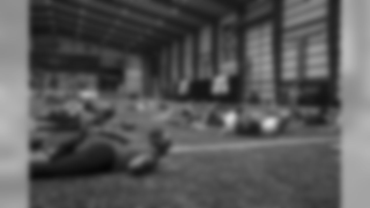 Gallery_GamedayYoga_10081905