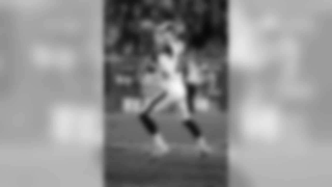 Saints vs Rams Week 9 - Quarterback Jared Goff