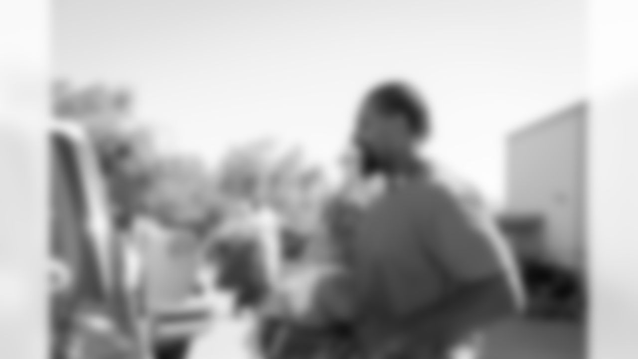 New Orleans Saints safety Tyrann Mathieu and teammates Cam Jordan, Kaden Elliss, Jordan Jackson, and D'Marco Jackson handed out Thanksgiving turkeys and additional food items with Giving Hope New Orleans on Tuesday, November 8 2022.