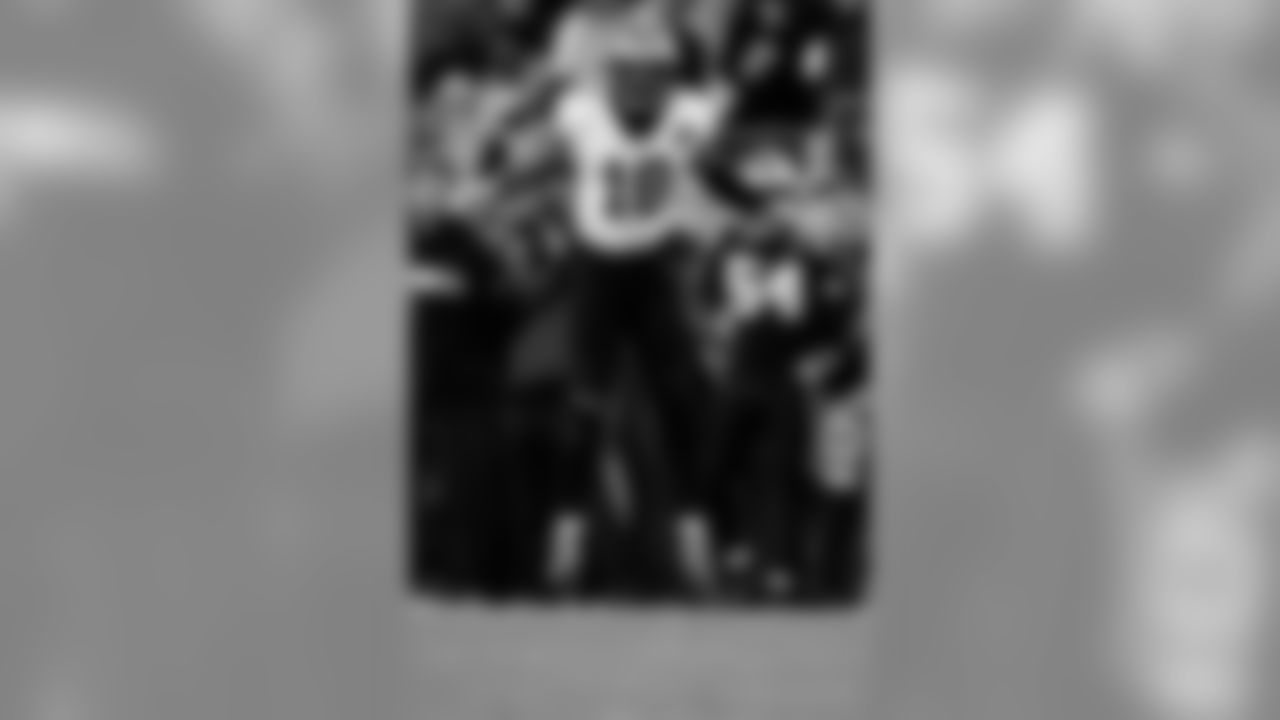 Saints 12 - Carolina 9 (W)
New Orleans Saints 2018 Season
Michael C. Hebert
