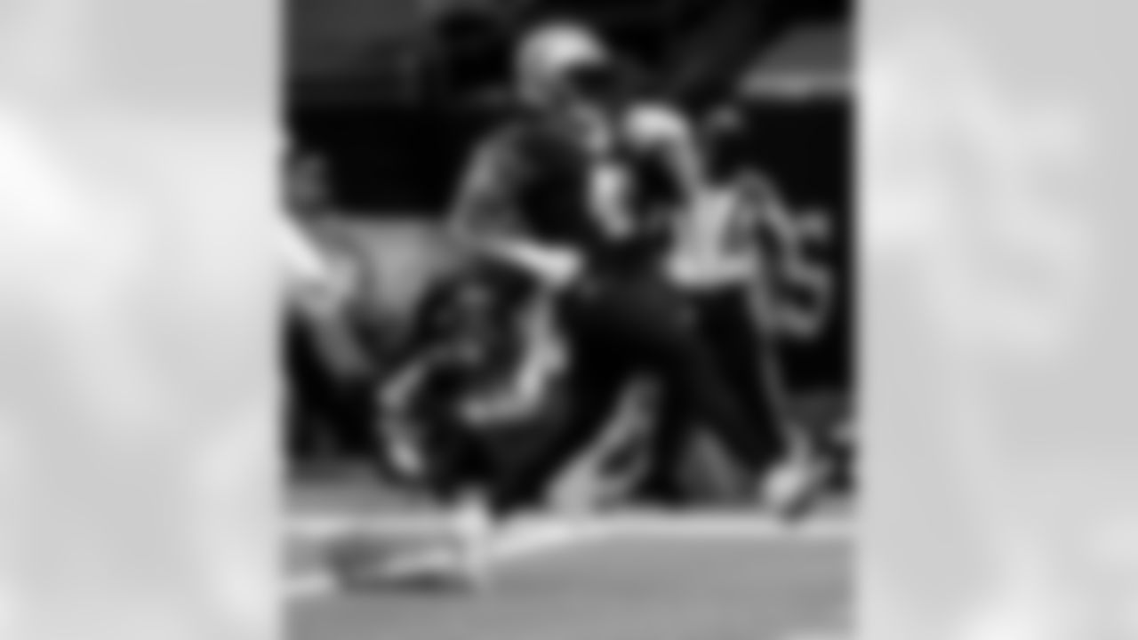 Game action photos from the New Orleans Saints playing host to the Tampa Bay Buccaneers in Week 1 of the 2020 NFL season.