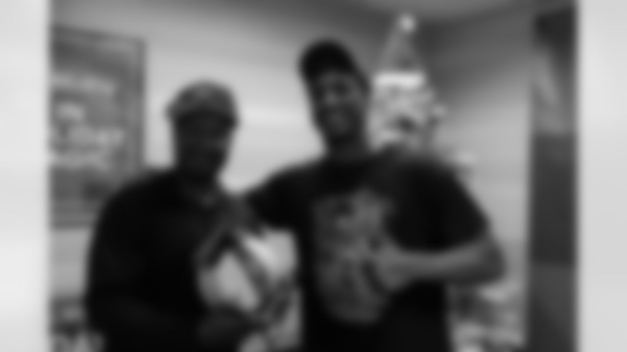 New Orleans Saints wide receiver Michael Thomas's held an event Thursday, December 9, 2022, with Pay Away Layaway in which they helped 15 families at the Belle Chasse Navy Exchange.