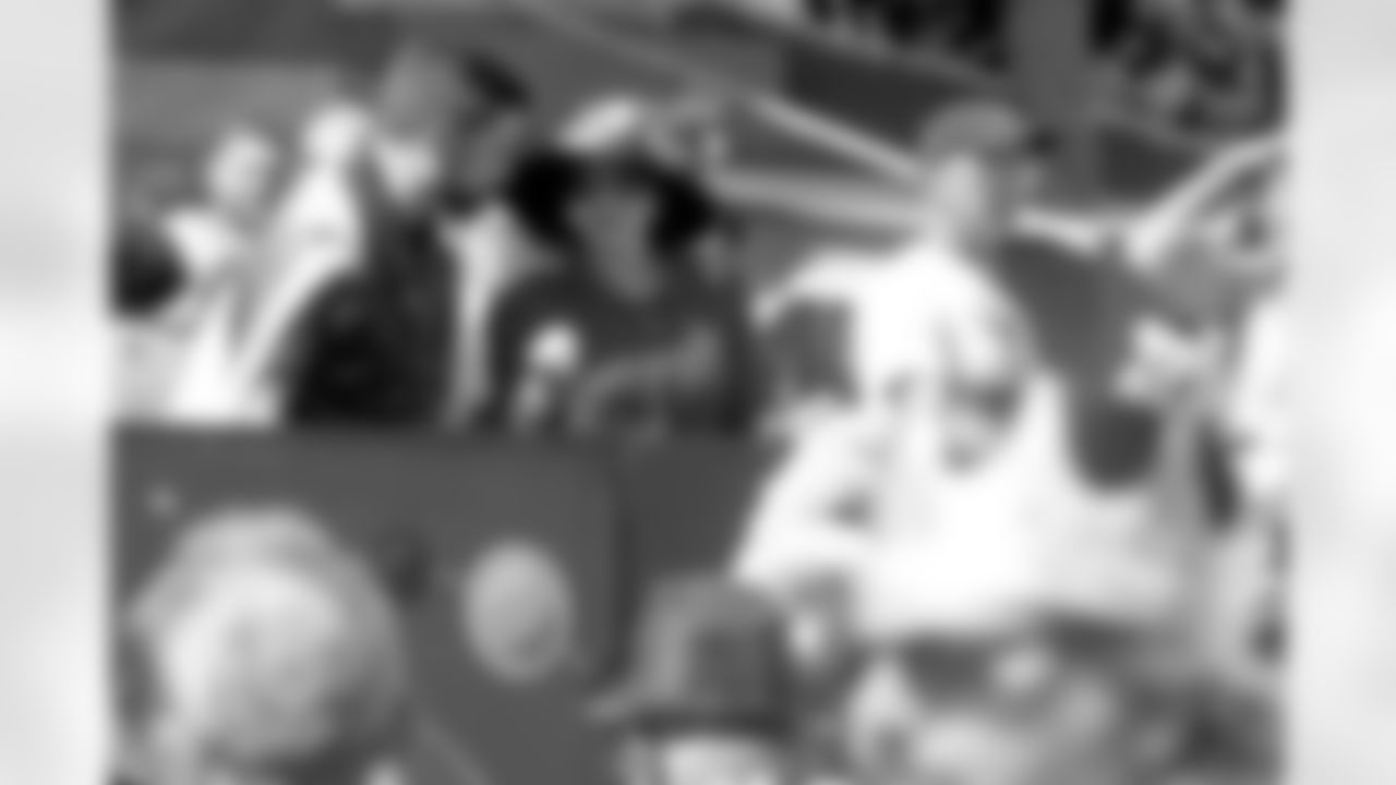 Gallery-Mrs-B-Mardi-Gras-030222-0010