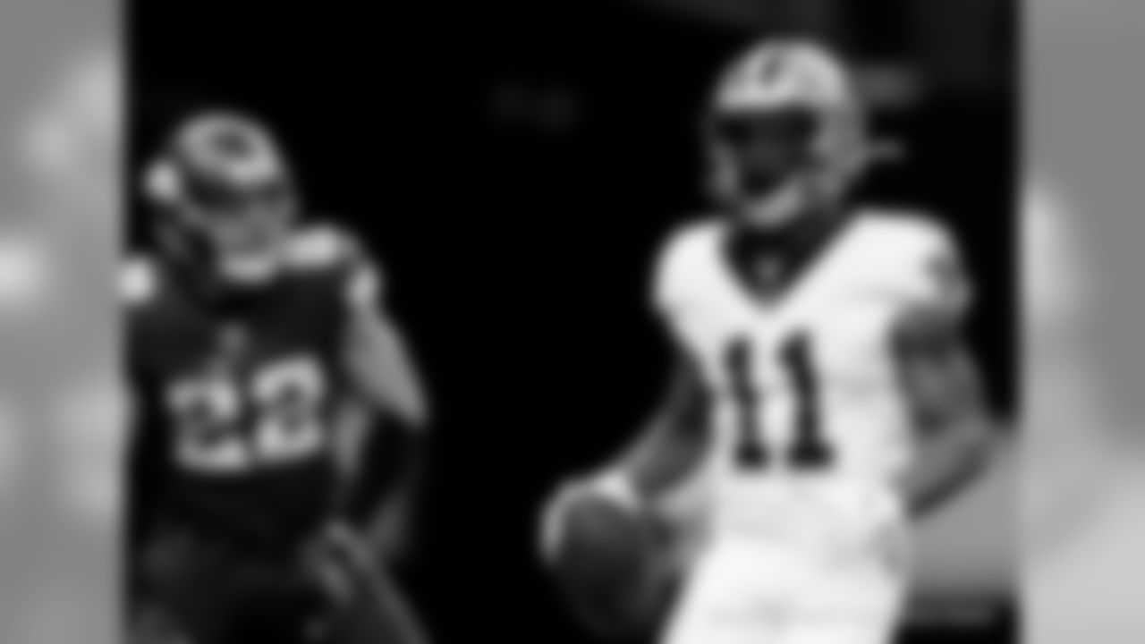 The New Orleans Saints and Minnesota Vikings battle it out in the Wild Card matchup at the Mercedes-Benz Superdome.
