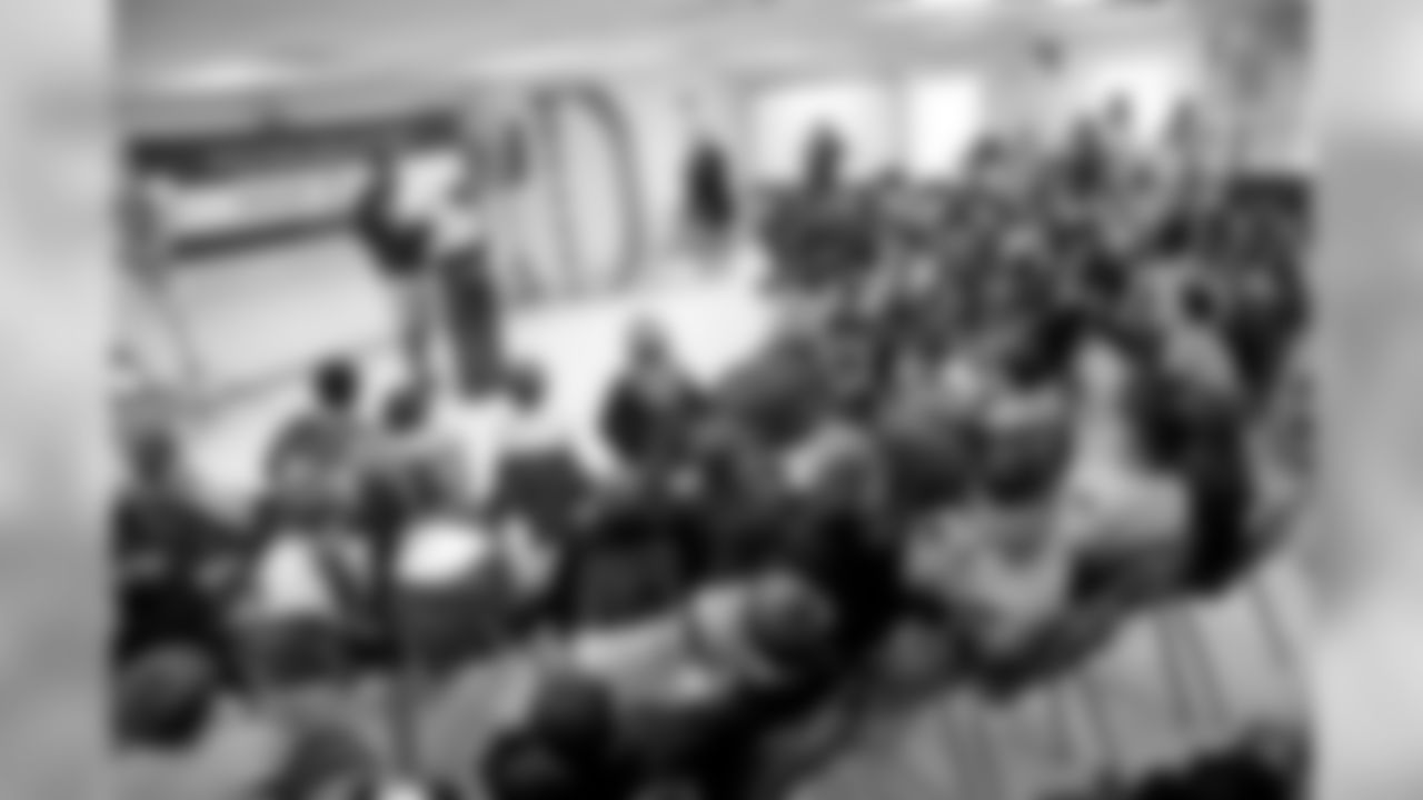 New Orleans Saints quarterback Teddy Bridgewater visited the Kenner Discovery Health Sciences Academy on December 17 where he shared inspirations messages with students and read his book to those in attendance.