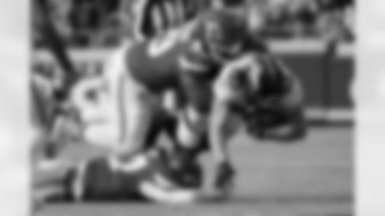 New Orleans Saints announced that they have agreed to terms with free agent defensive tackle Khalen Saunders on Friday, March 17, 2023. Check out Khalen in action with the Kansas City Chiefs during his NFL career.