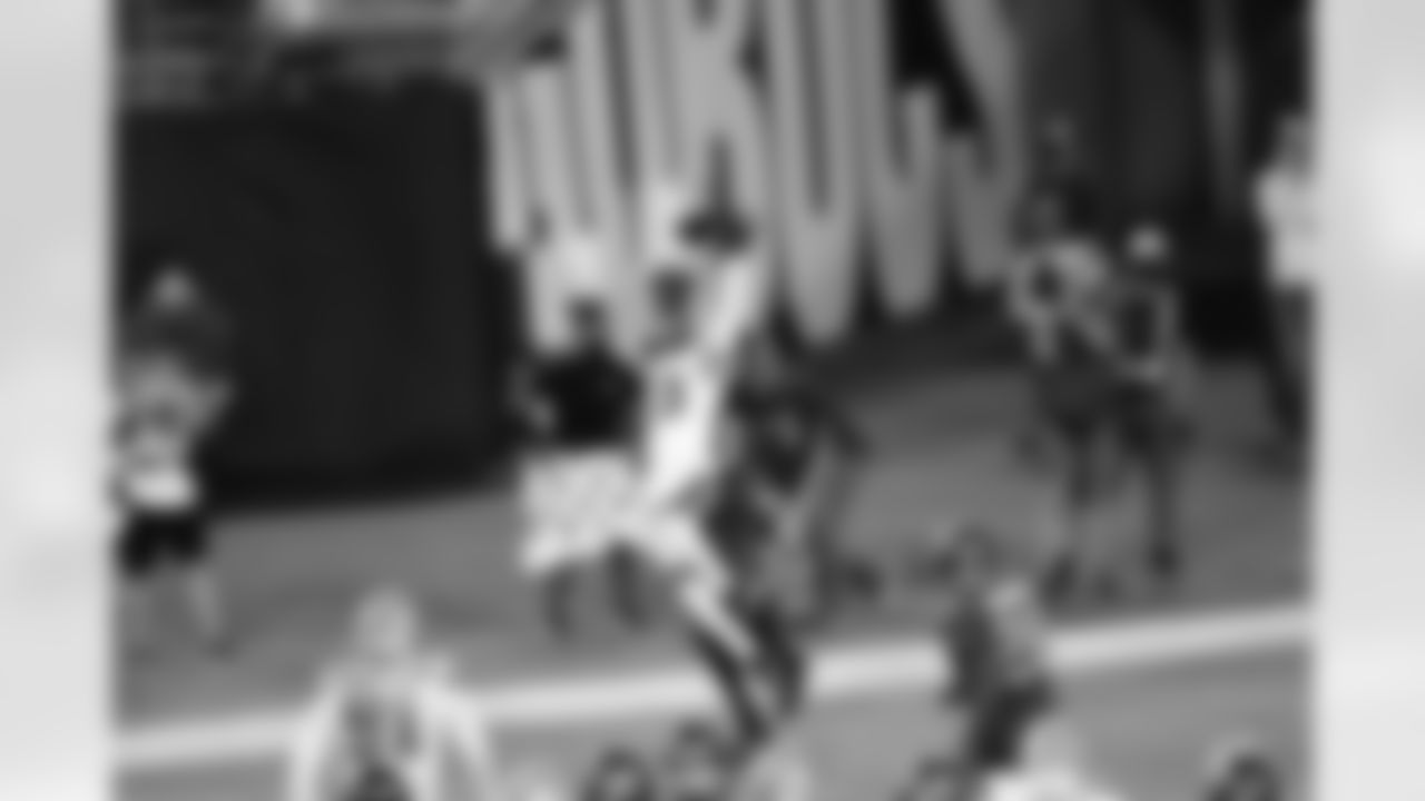 Game action photos from the New Orleans Saints at division rival Tampa Bay Buccaneers in Week 9 of the 2020 NFL season.