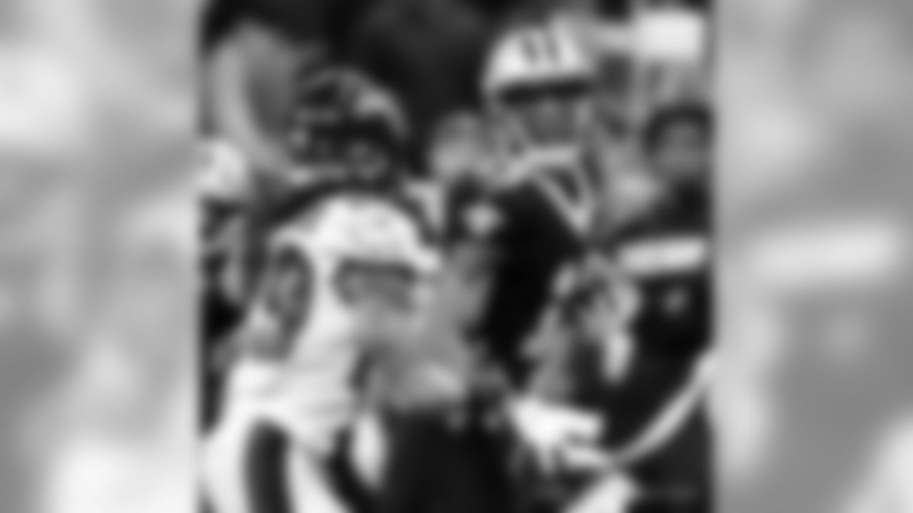 Saints 20 - Eagles 14 (W)
Divisional Game
Michael C. Hebert