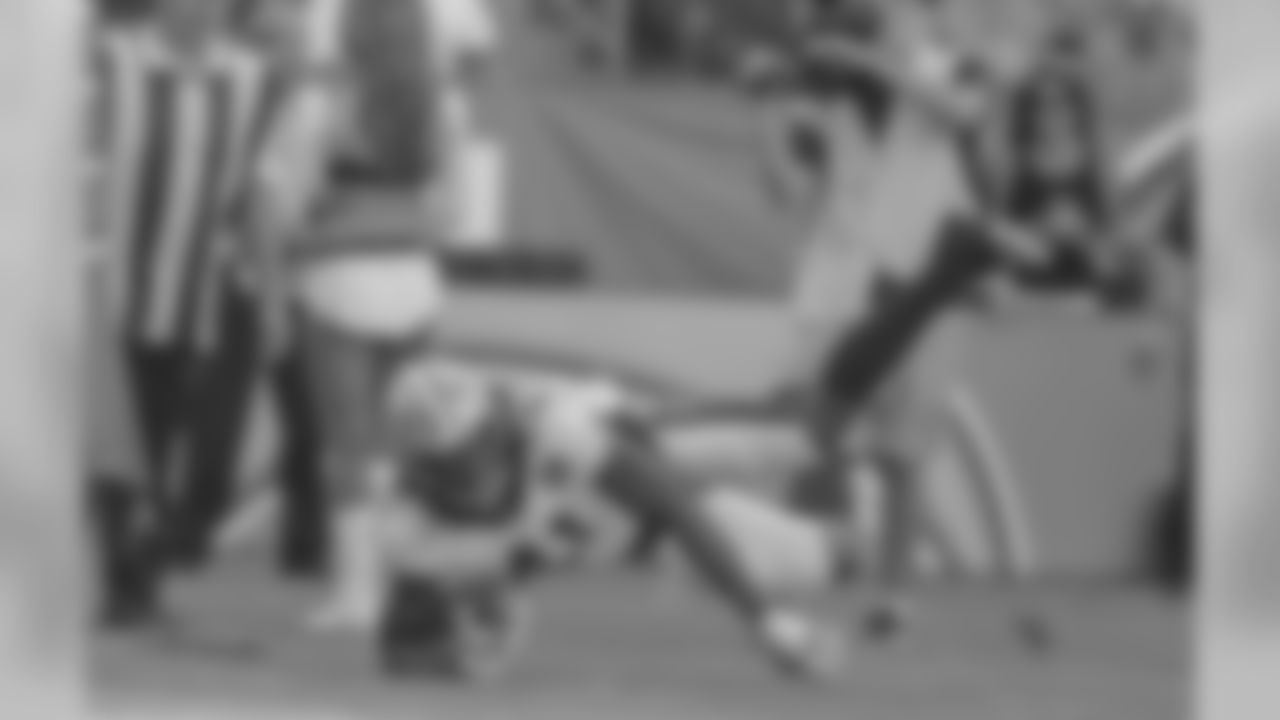 Gallery-saints-chargers-psgame3-2560x1440-2050