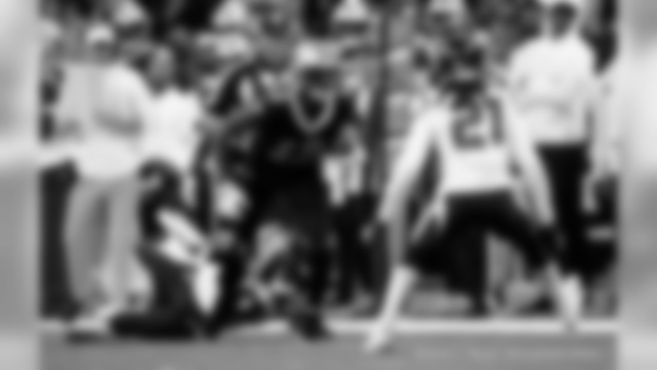 Saints 30 - Texans 28 (W) 1-0
2019 New Orleans Saints
All Images Copyright Michael C. Hebert