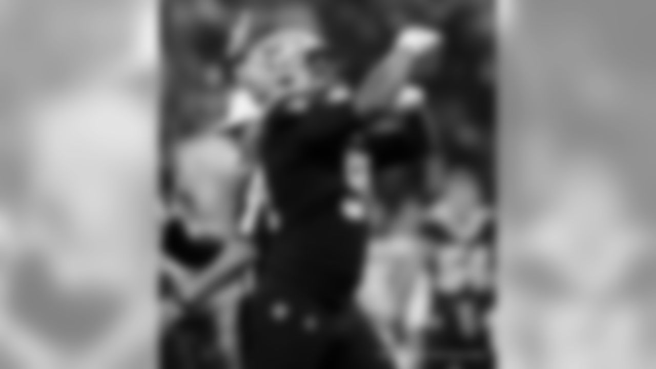 Saints 30 - Texans 28 (W) 1-0
2019 New Orleans Saints
All Images Copyright Michael C. Hebert