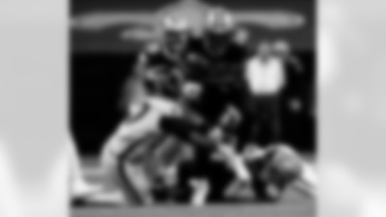 Game action photos from the New Orleans Saints vs. Atlanta Falcons matchup in Week 11 of the 2020 NFL season.
