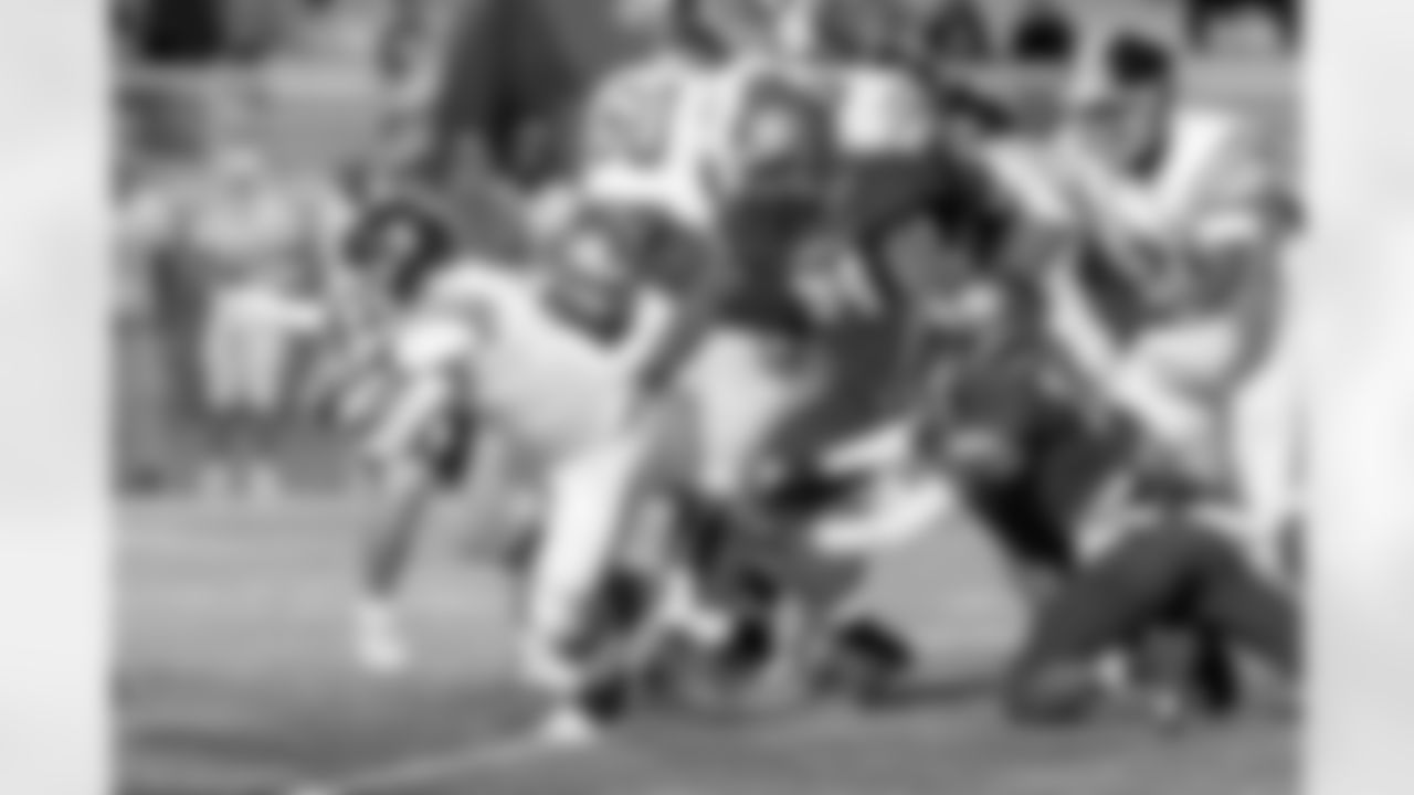 With New Orleans Saints Super Bowl-winning wide receiver Robert Meachem in attendance, the host Destrehan Wildcats defeated the Panthers of Woodlawn 29-20 in the Class 5A round two playoff during the Sanderson Farms Louisiana High School Game of the Month on Friday, November 19, 2021.