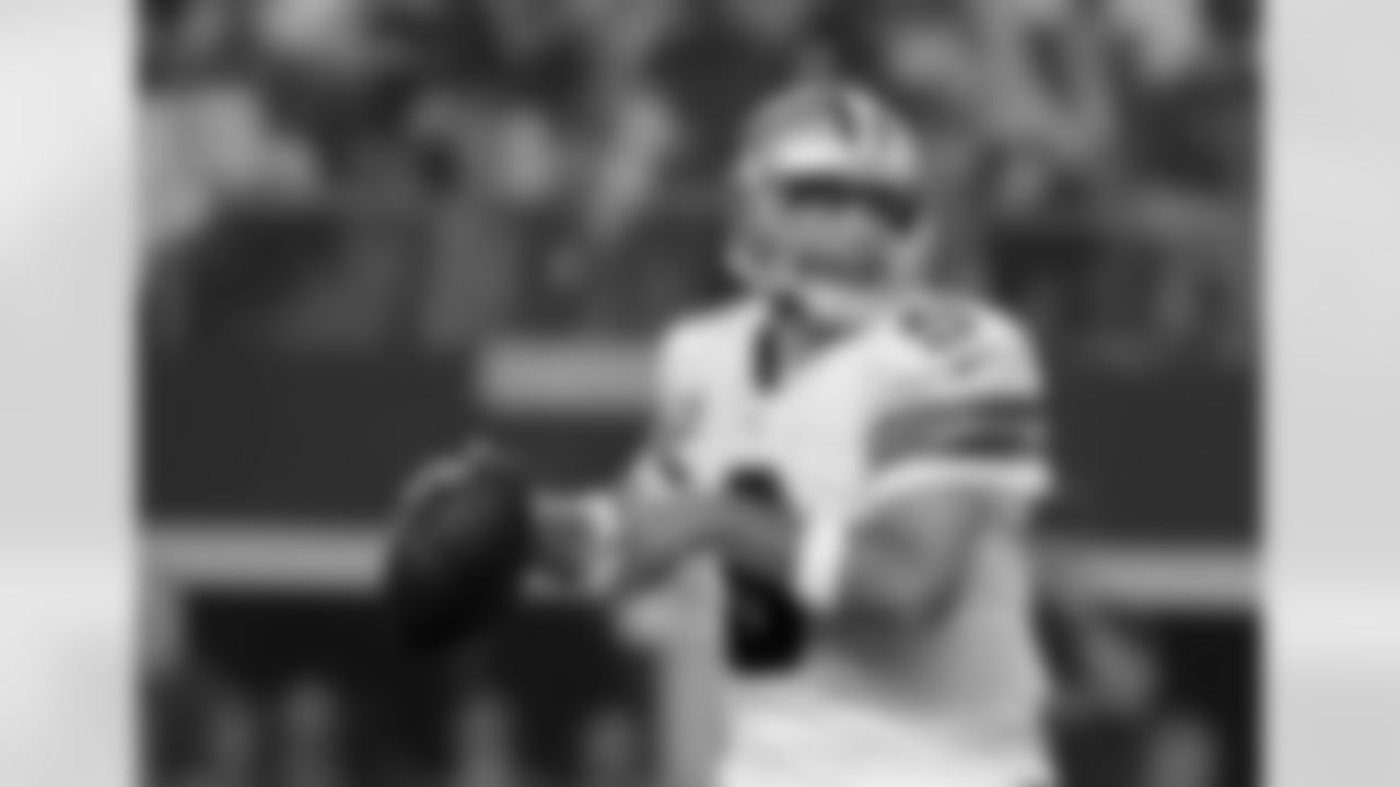 Dallas Cowboys - Tony Romo