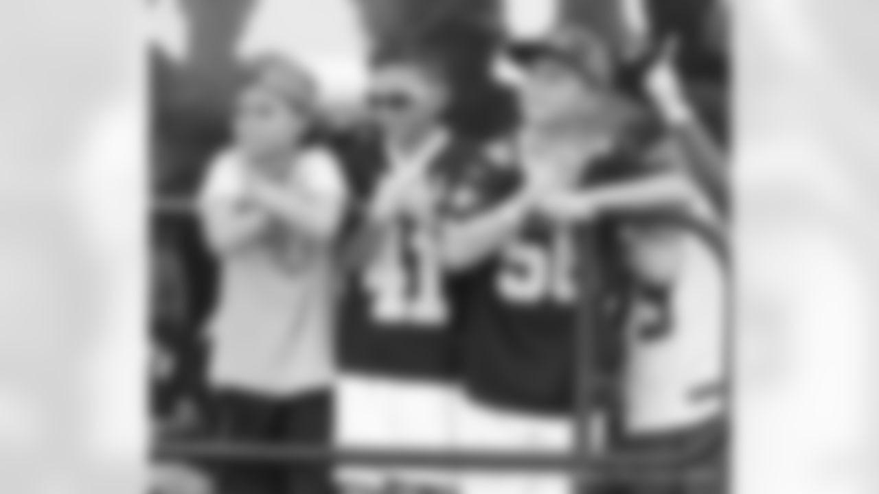 Gallery-Fans-Saints-Training-Camp-2022-073022-152