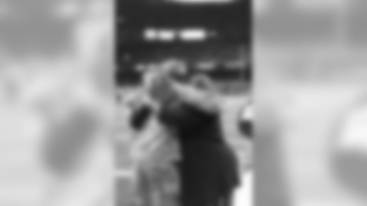 Gallery_WK9_CrownRoyal_110618_06